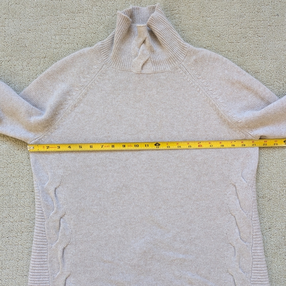 Garnet Hill 100% Cashmere Turtleneck Sweater Womens L Cable Knit Cozy Luxury - Picture 8 of 10